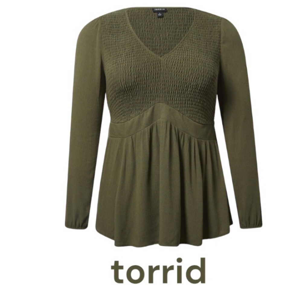 2X TORRID Shirred Bodice Babydoll Gauze Top with V Neck and Long Sleeves